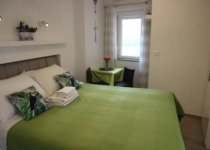 Komel I Apartman *