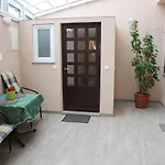 Apartment Komel I