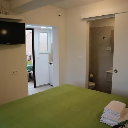 Apartman Komel I *