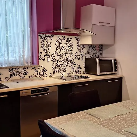 Apartman Komel I *