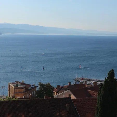 Apartment Komel I Opatija